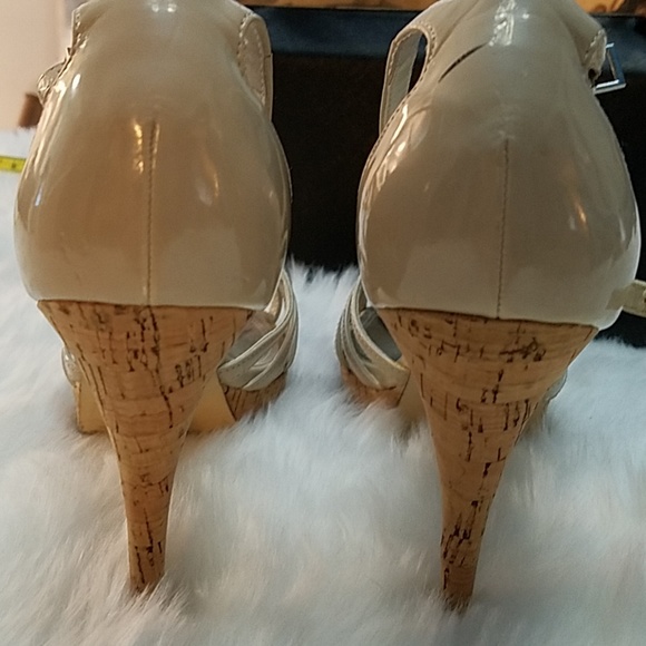 Heels - Picture 5 of 5